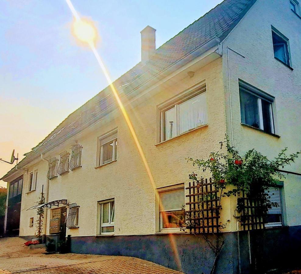 Cosy Retreat In Friolzheim Lägenhet Exteriör bild